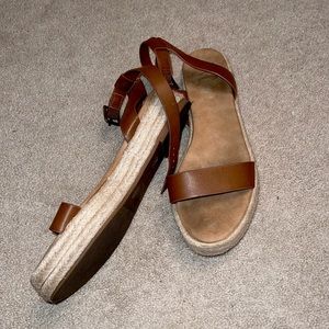 Platform sandals espadrilles